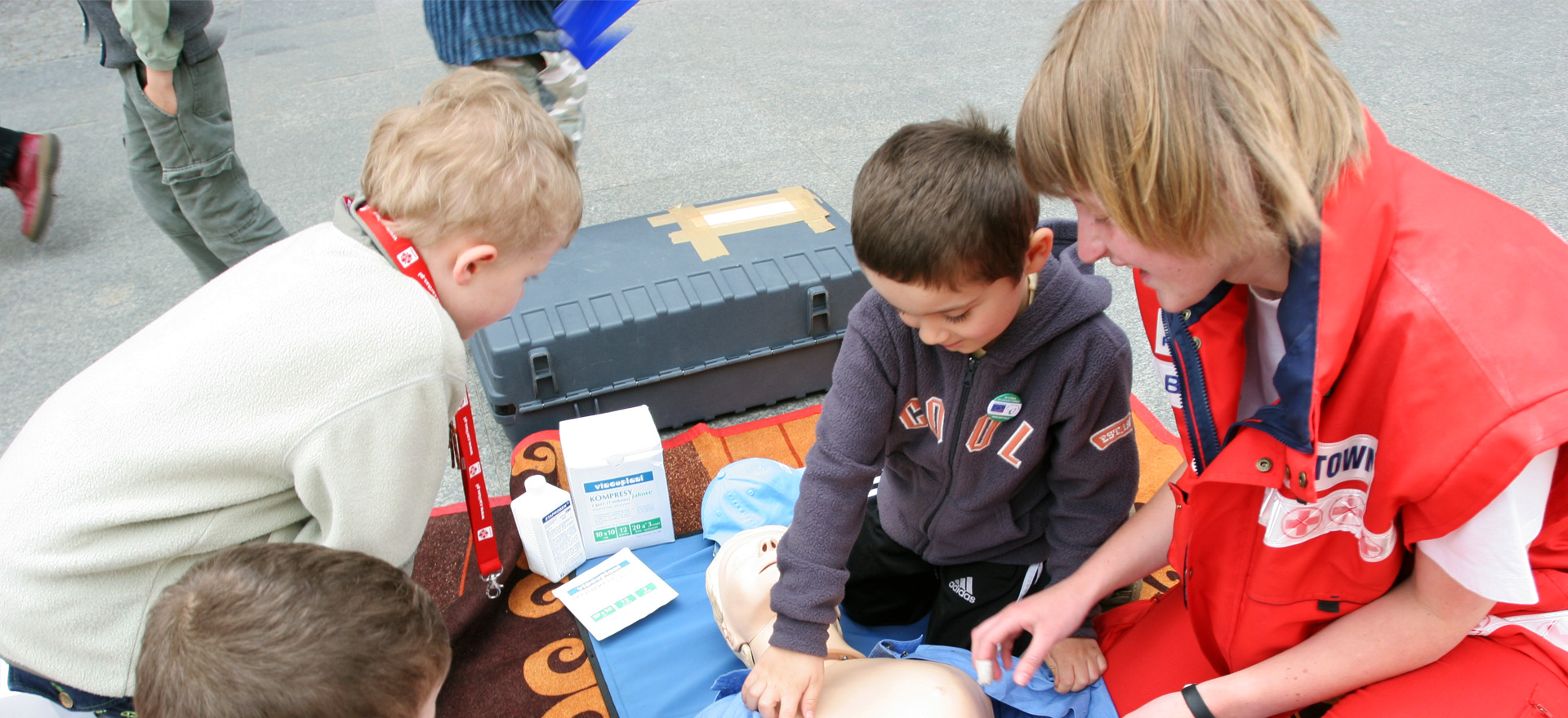 wioska humanitarna hero